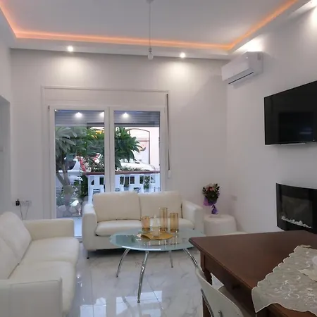 Luxury Fani House Next To Harbor Area With Jacuzzi