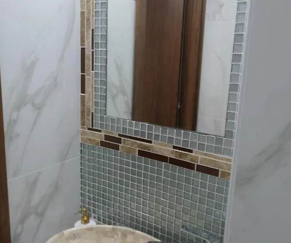 Luxury Fani House Next To Harbor Area With Jacuzzi Apartmán Paphos