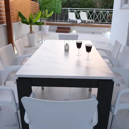 Apartman Luxury Fani House Next To Harbor Area With Jacuzzi