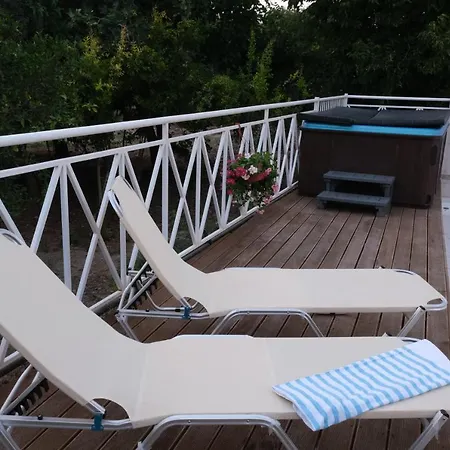 Luxury Fani House Next To Harbor Area With Jacuzzi Appartement *